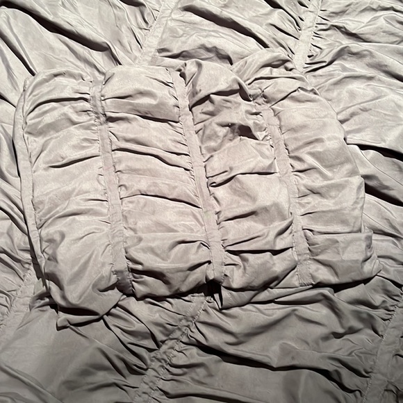 Twin XL Gray Grey.pleated comforter with sham dorm room bed college bedding - Picture 2 of 8